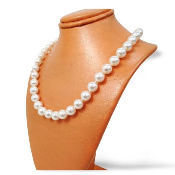 Classic 19” Vintage Faux Imitation Pearl Strand Estate Necklace JW1539 - Picture 5 of 5